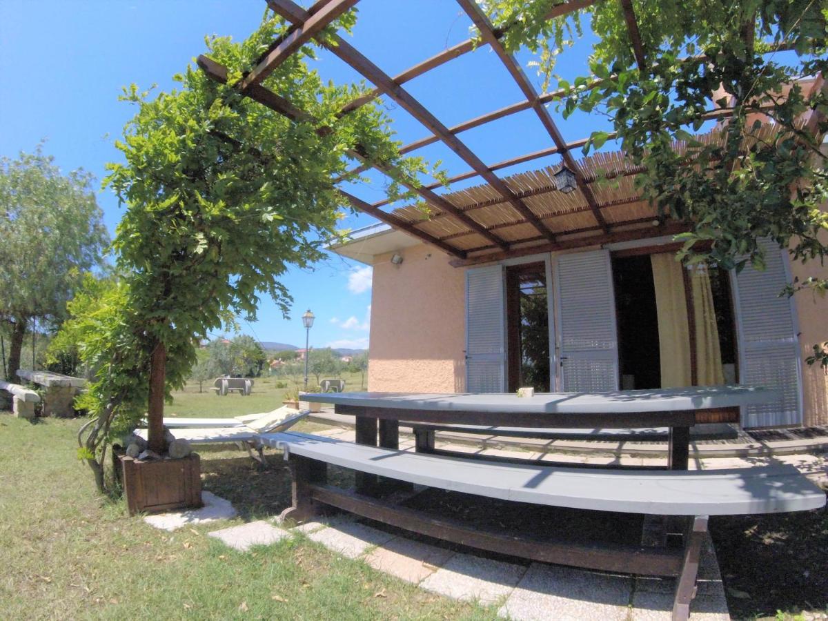 Appartamento In Villa Di Judighes Черветери Екстериор снимка